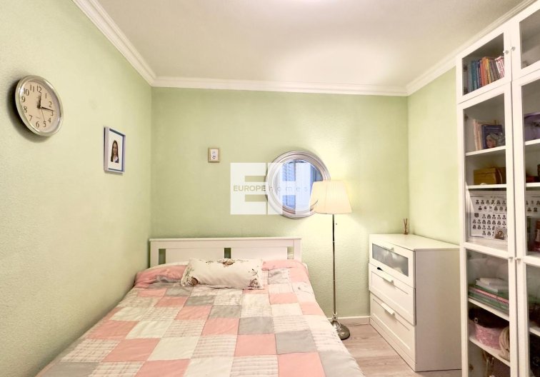 Resale - Apartment - Torrevieja - Centro