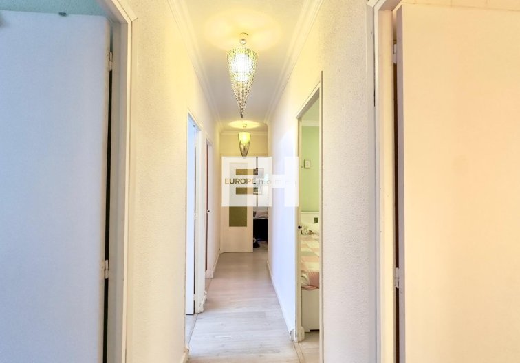 Resale - Apartment - Torrevieja - Centro