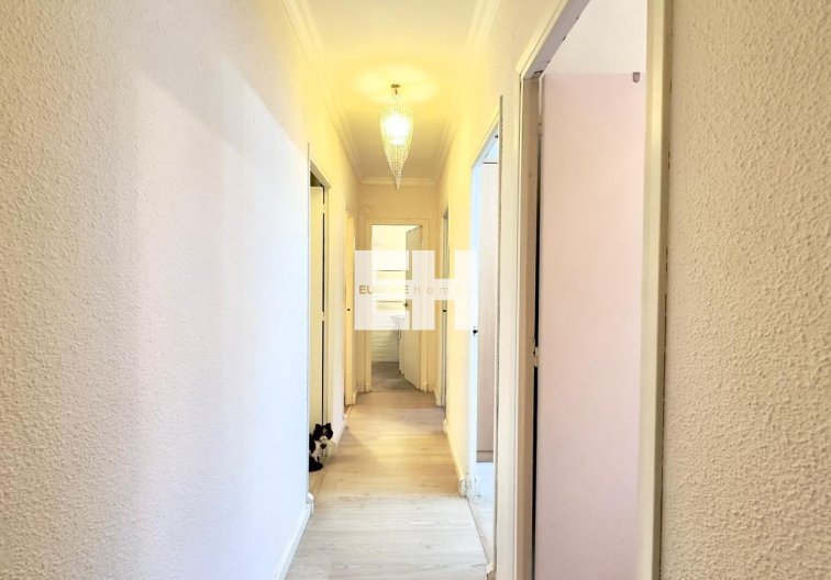 Resale - Apartment - Torrevieja - Centro