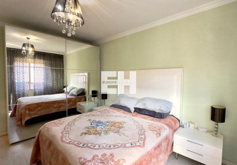 Resale - Apartment - Torrevieja - Centro