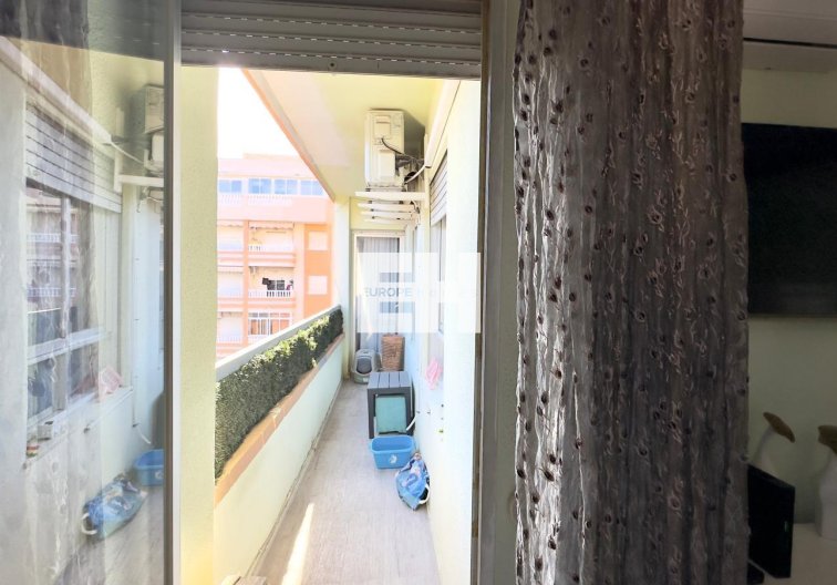 Resale - Apartment - Torrevieja - Centro