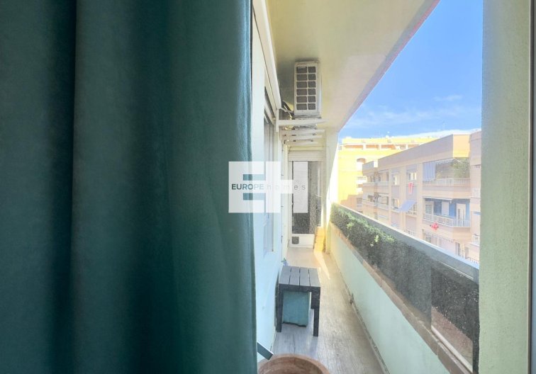 Resale - Apartment - Torrevieja - Centro