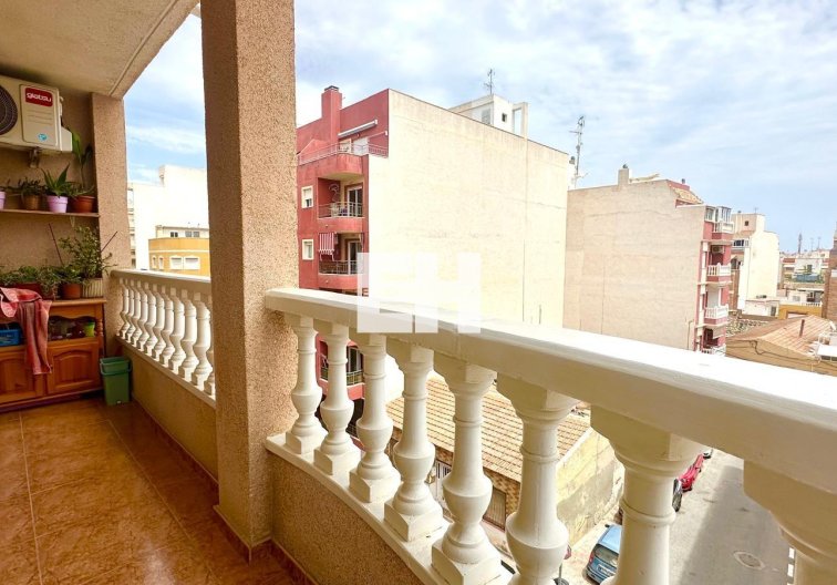 Resale - Apartment - Torrevieja
