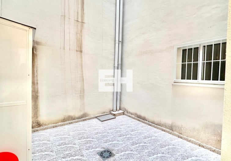 Resale - Apartment - Torrevieja - Centro