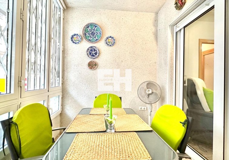 Resale - Apartment - Torrevieja - Centro