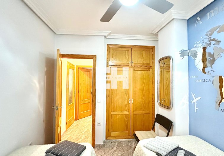 Resale - Apartment - Torrevieja - Centro