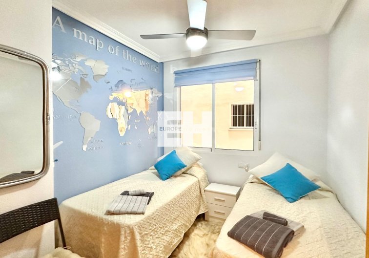 Resale - Apartment - Torrevieja - Centro