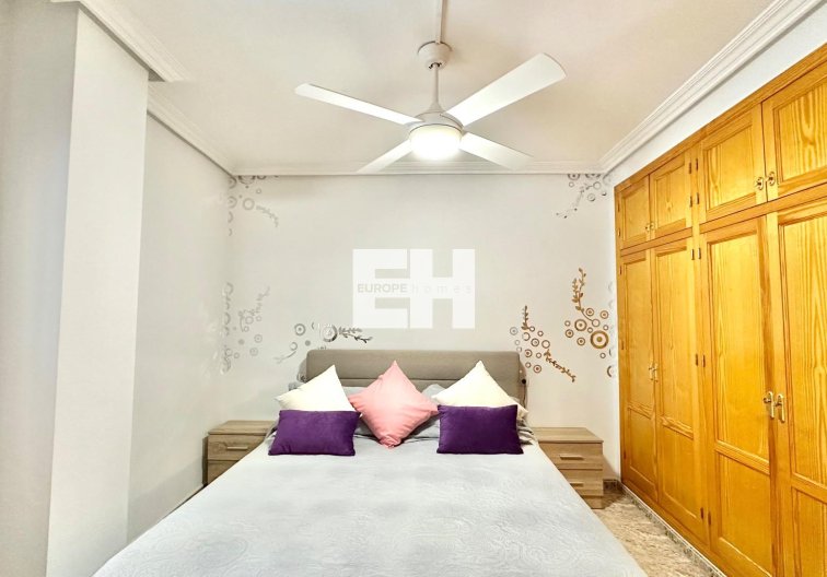 Resale - Apartment - Torrevieja - Centro