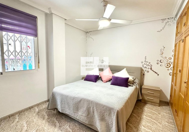 Resale - Apartment - Torrevieja - Centro