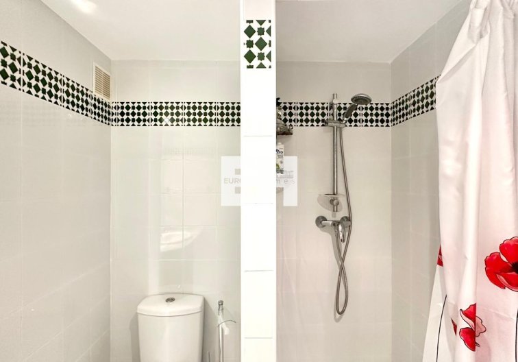 Segunda mano - Apartamento  - Torrevieja - Los Frutales