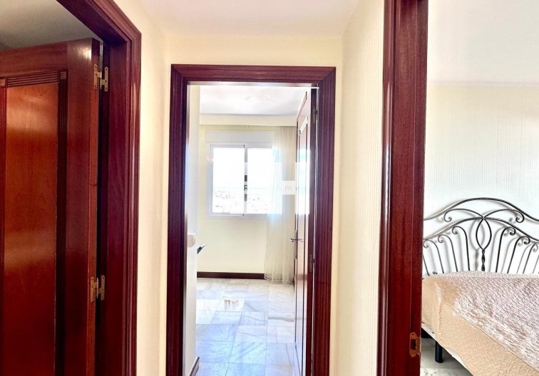 Segunda mano - Apartamento  - Torrevieja - Los Frutales