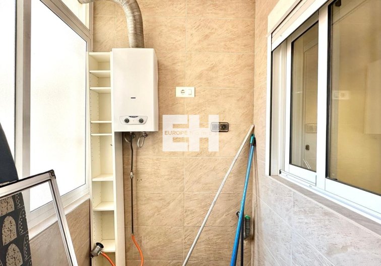 Segunda mano - Apartamento  - Torrevieja - Centro