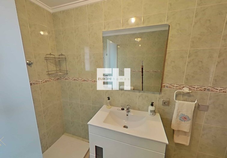 Resale - villa - Torrevieja - San Luis