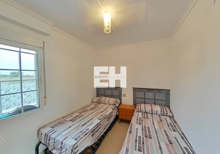 Resale - villa - Torrevieja - San Luis