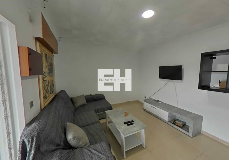 Resale - villa - Torrevieja - San Luis