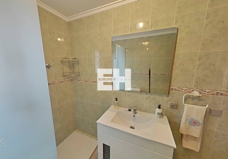 Resale - villa - Torrevieja - San Luis