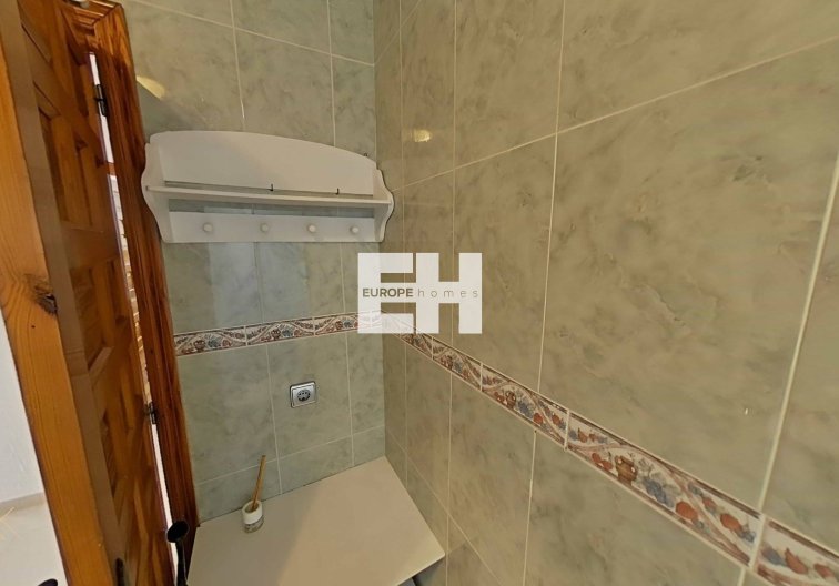 Resale - villa - Torrevieja - San Luis