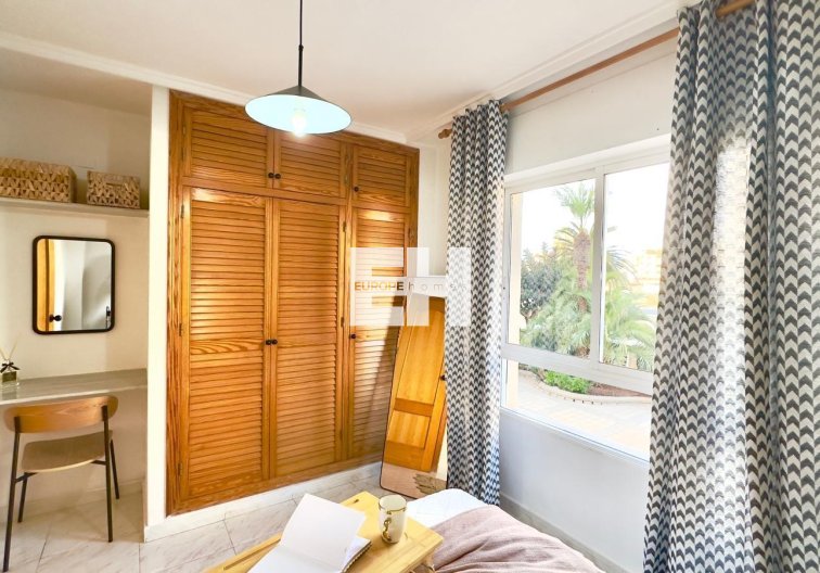 Segunda mano - Apartamento  - Torrevieja - Playa del Cura