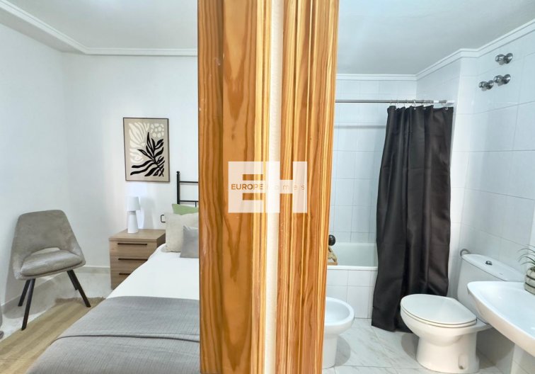 Segunda mano - Apartamento  - Torrevieja - Playa del Cura