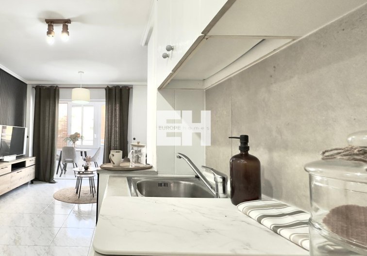 Segunda mano - Apartamento  - Torrevieja - Playa del Cura