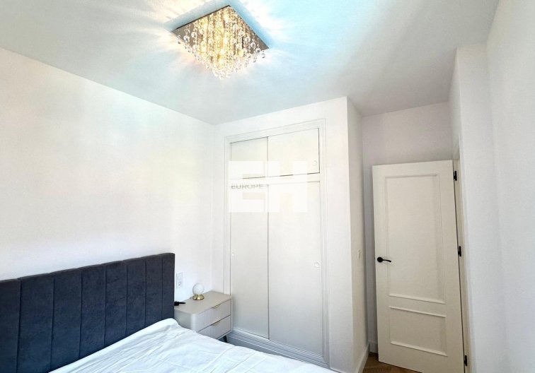 Segunda mano - Apartamento  - Torrevieja - Centro