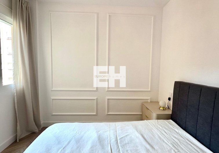 Segunda mano - Apartamento  - Torrevieja - Centro