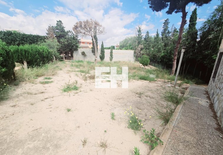 Resale - villa - Torrevieja - Los Balcones - Los Altos Del Edén