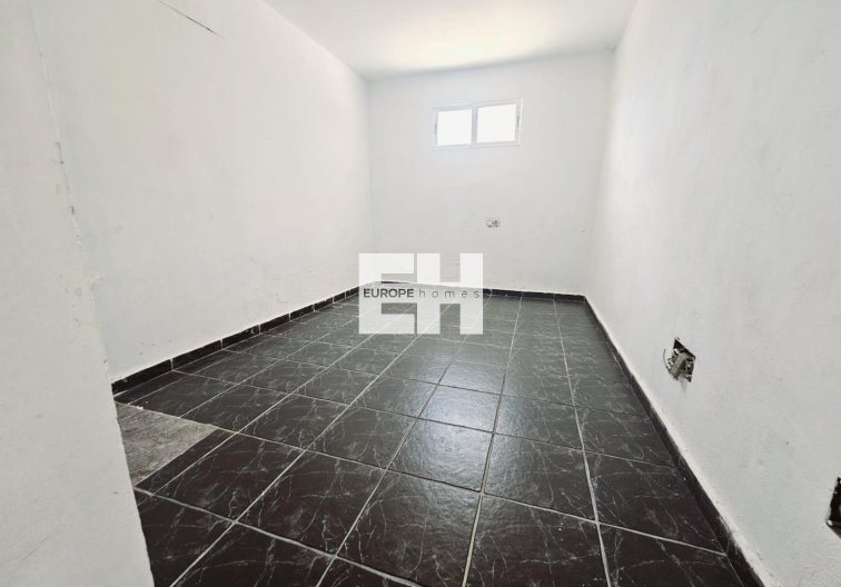 Resale - villa - Torrevieja - Los Balcones - Los Altos Del Edén