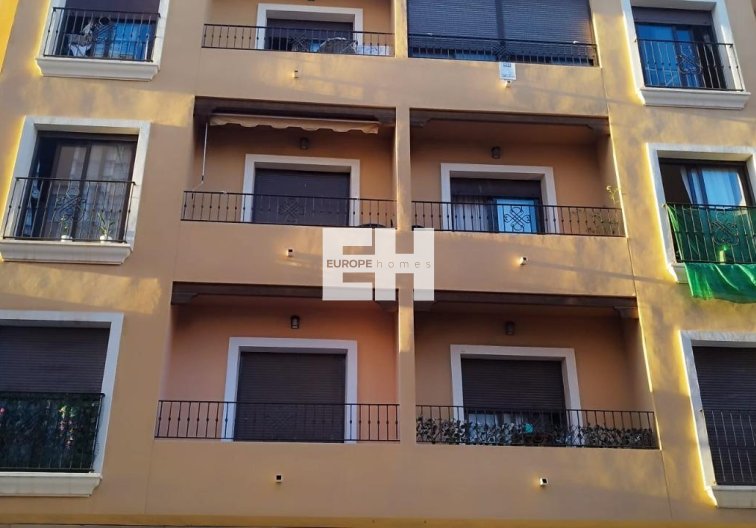 Resale - Apartment - Torrevieja