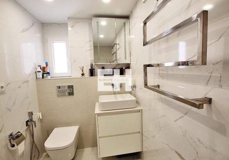 Resale - Apartment - Torrevieja