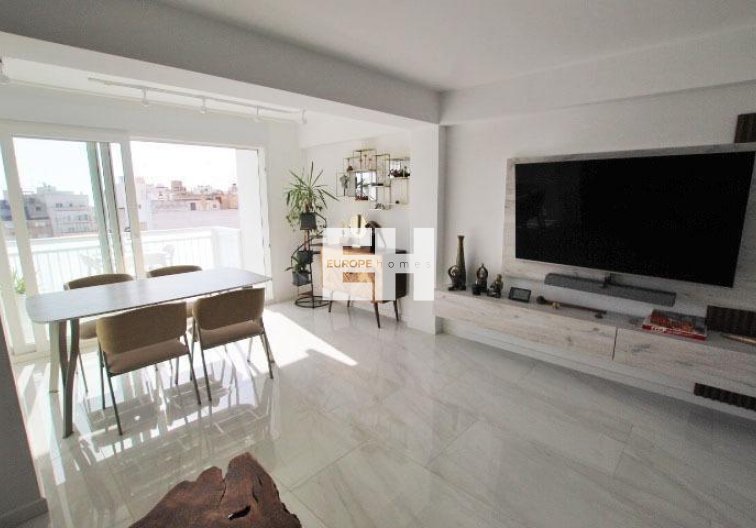 Resale - Apartment - Torrevieja