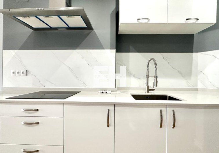 Resale - Apartment - Torrevieja - La Mata Pueblo