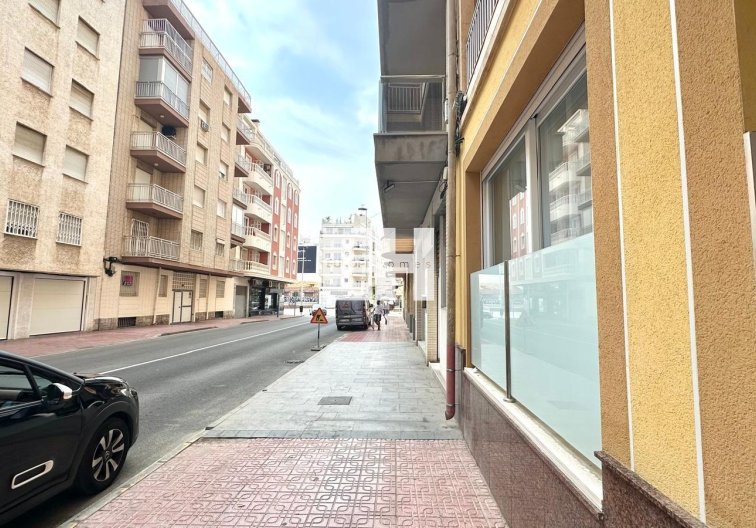 Resale - Apartment - Torrevieja - Playa del Cura