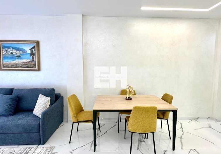 Resale - Apartment - Torrevieja - Playa del Cura