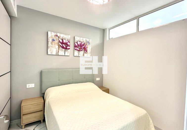 Resale - Apartment - Torrevieja - Playa del Cura