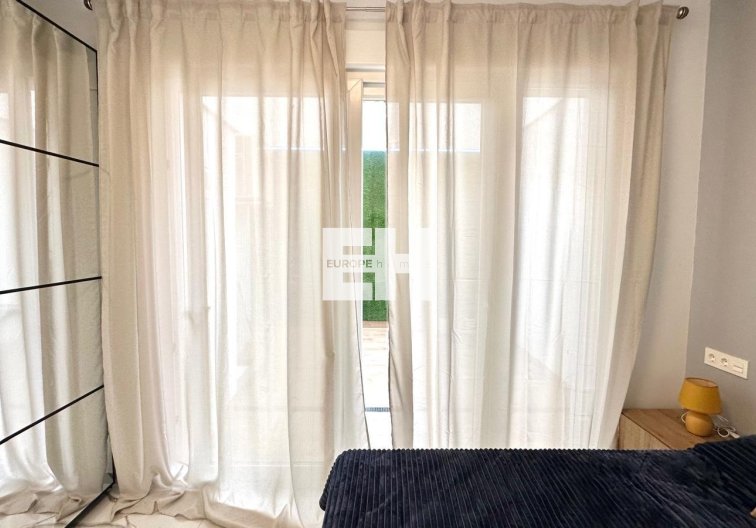 Resale - Apartment - Torrevieja - Playa del Cura