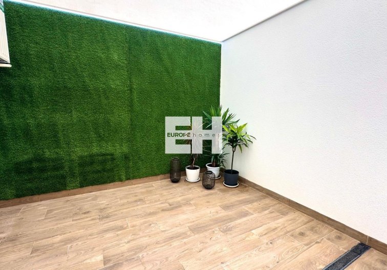 Resale - Apartment - Torrevieja - Playa del Cura