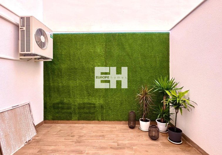 Resale - Apartment - Torrevieja - Playa del Cura