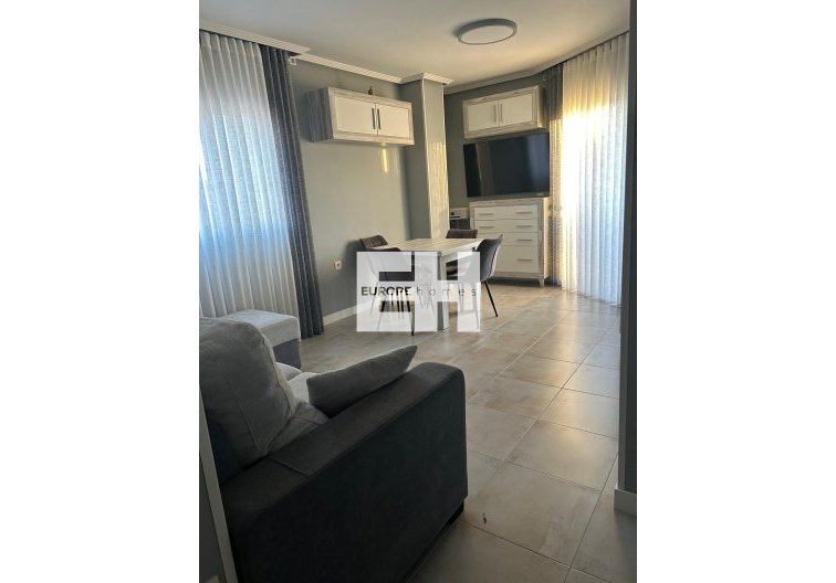 Resale - Apartment - Torrevieja - Playa del Cura