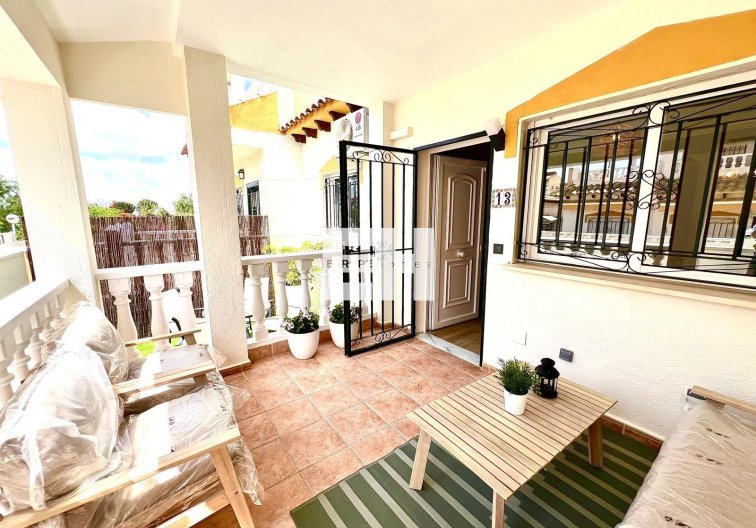 Segunda mano - town house - Orihuela - Urbanización Perla Del Mar