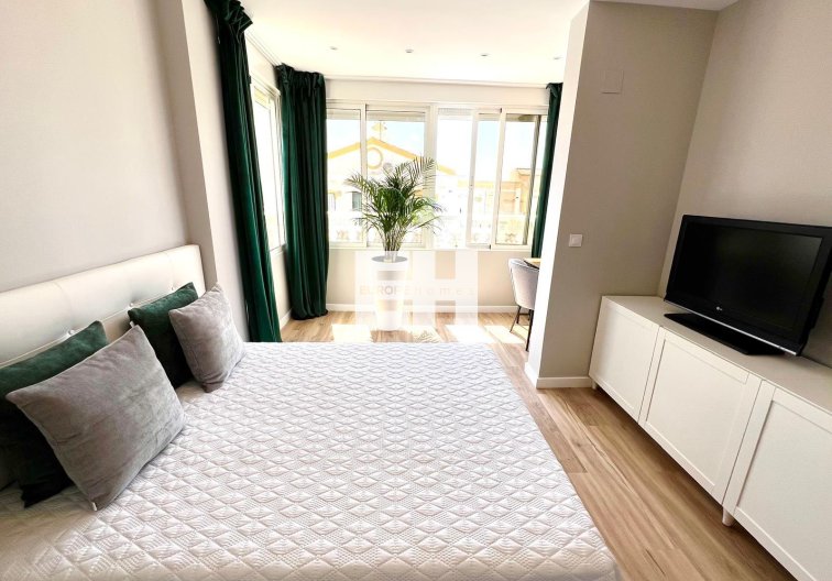 Segunda mano - town house - Orihuela - Urbanización Perla Del Mar