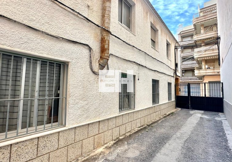 Resale - town house - Torrevieja - Playa del Cura