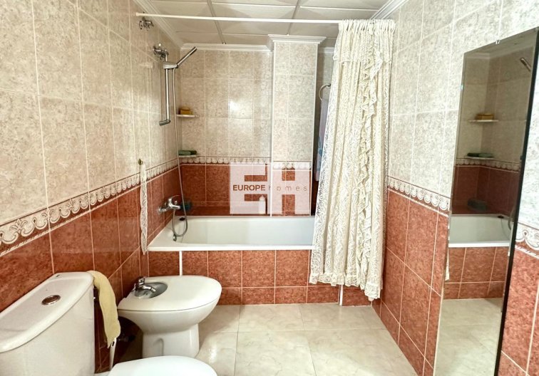 Segunda mano - Atico - Torrevieja - Centro