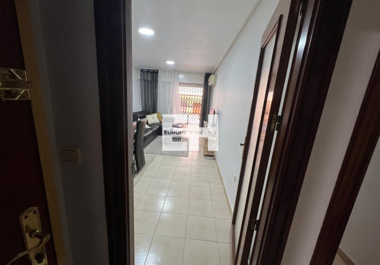 Segunda mano - Apartamento  - Torrevieja - Playa del Cura