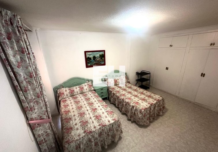 Segunda mano - Apartamento  - Torrevieja - Centro