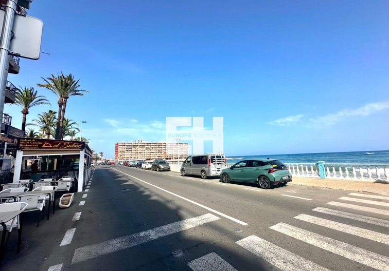 Segunda mano - Apartamento  - Torrevieja - Centro