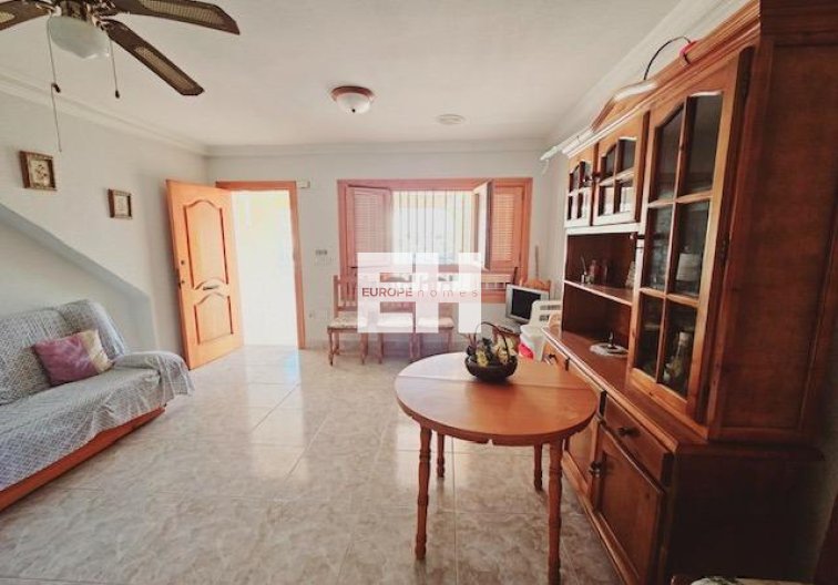 Resale - villa - Guardamar del Segura - Guarmar Del Segura