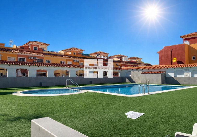 Segunda mano - Bungalow - Torrevieja - Costa Blanca