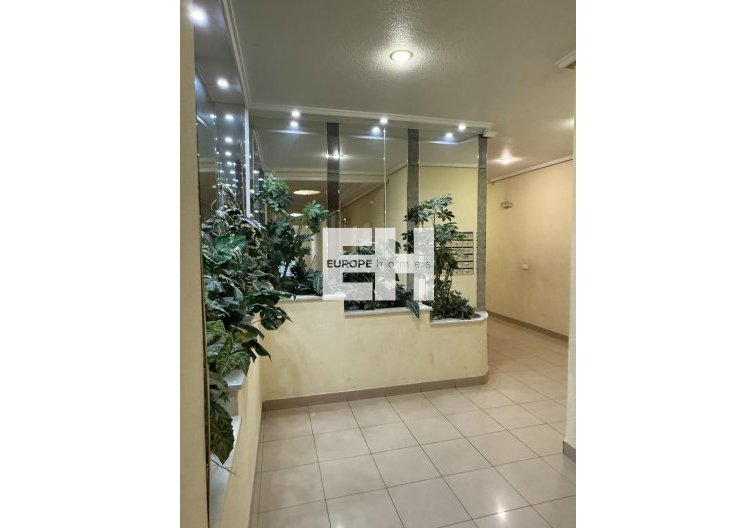 Resale - Apartment - Torrevieja - Costa Blanca