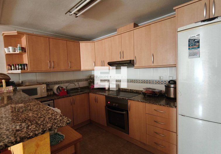 Segunda mano - Apartamento  - Torrevieja - Estacion De Autobuses